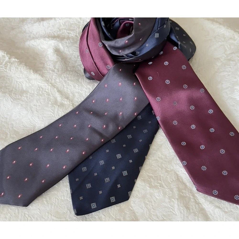 3 Surrey Vintage Men's Neck Dad Ties Set Three Red Blue Paisley Poly Silk Work